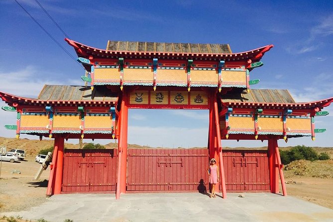 2D,1N Gobi desert and Old city Kharkhorum stay with Nomadic family - Who should book this Mongolia experience?