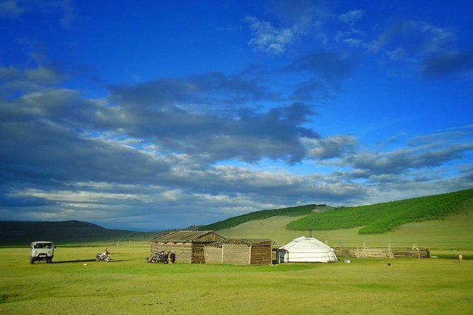 6 Days Tour: Central Mongolia - Days 2 and 3: Orkhon Waterfall and life beside the river