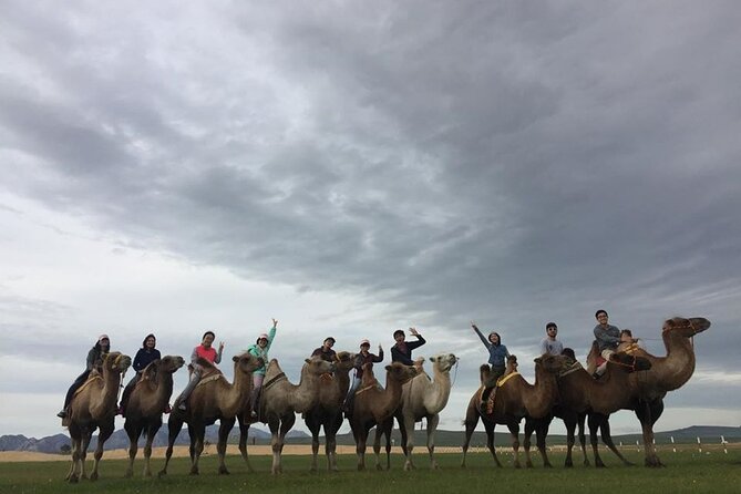 7 days Central Mongolia and Great Gobi - Day 2: The eroded cliffs of Tsagaan Suvarga