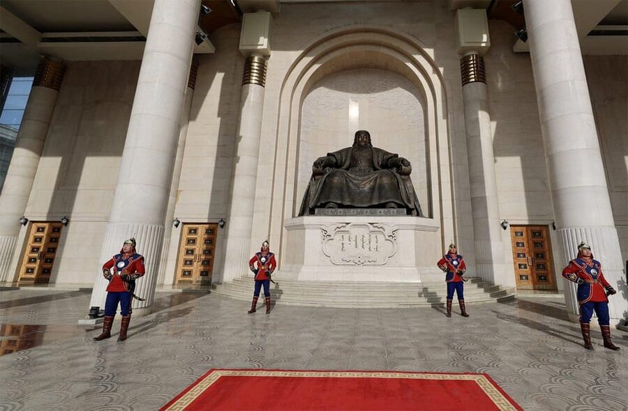 City tour all included, traditional music and dance concert - The National Museum of Mongolia and its important timing tip
