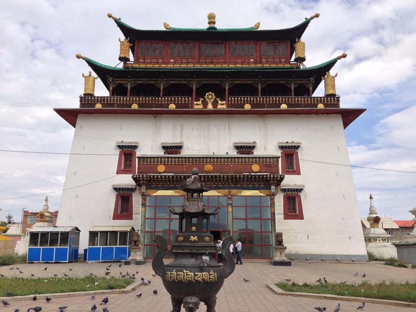 City tour all included, traditional music and dance concert - Traditional Mongolian lunch, a useful break in the middle