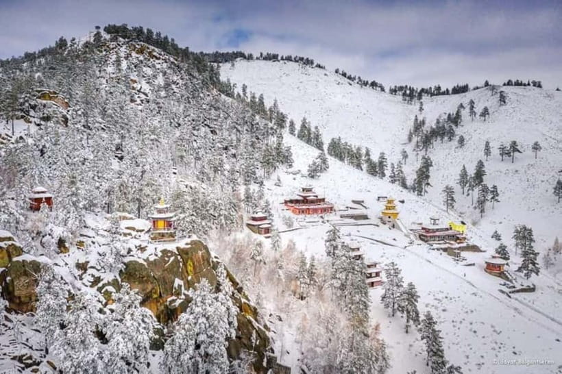 Day tour to Aglag creation monastery - Time for photos, wildlife, and quiet moments