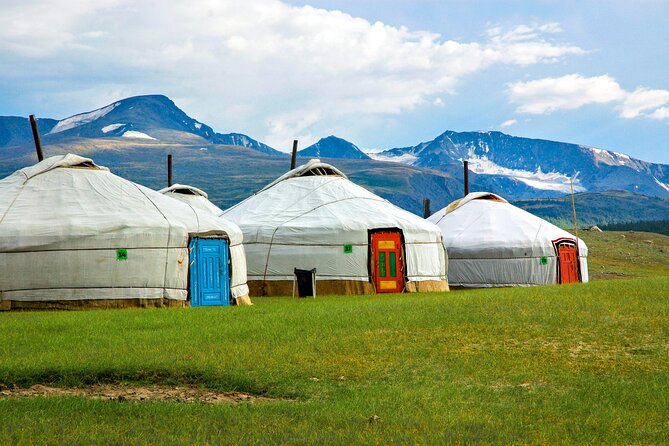 Genghis Khan & Terelj Park: 2 Days Private Tour - Starting at Gandantegchenling Monastery