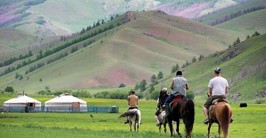 MONGOLIAN NOMADS: 2-Day Horse Trekking & Cow Milking Tour - Cow milking and the evening meal