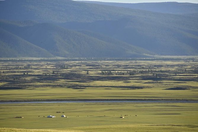 Overnight Semi-Gobi Tour with Nomadic HomeStay - Elsen Tasarkhai, where sand meets river and mountain