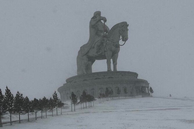Private Jeep Tour to Chinggis Khaan Statue & Terelj N.P - Meeting a nomadic family