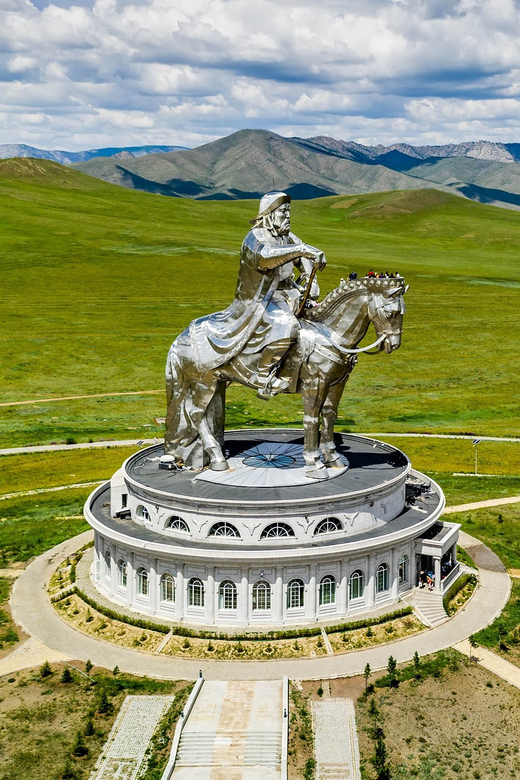Terelj National Park: Tour with horse riding and hiking - Leaving Ulaanbaatar for Terelj National Park