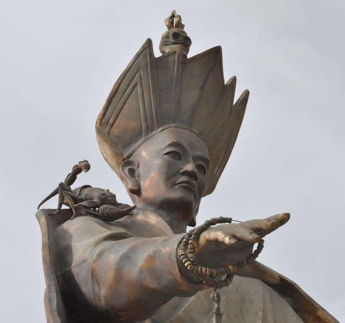Travel to Gobi by train Visit World energy Center - Khamriin Monastery and the World Energy Center
