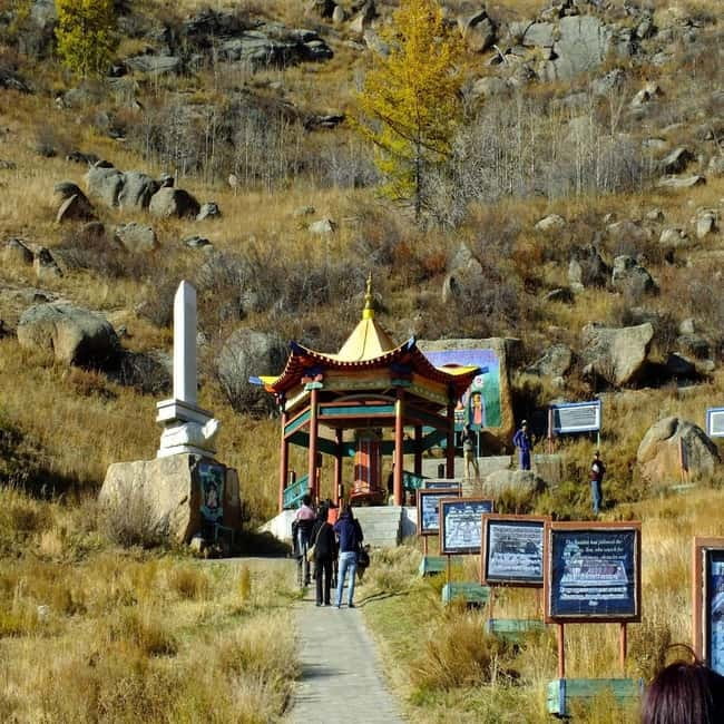 Ulaanbaatar: Chinggis Khaan Statue and Turtle Rock Day Tour - Walking uphill to Aryabal Meditation Temple