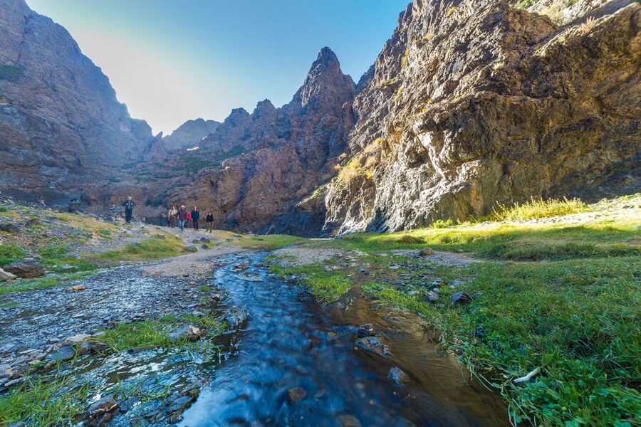 Ulaanbaatar: Small Group 3-Day Best of Central Mongolia Tour - Time with a nomadic family